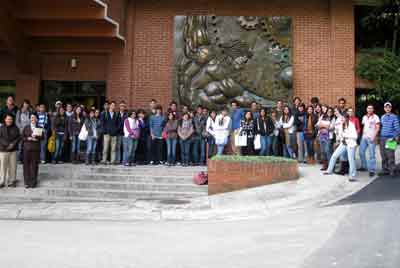 Medicina recibe a estudiantes de primer ingreso