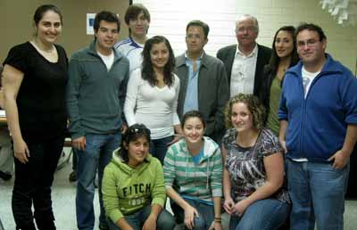 Hank Louis ofrece talleres