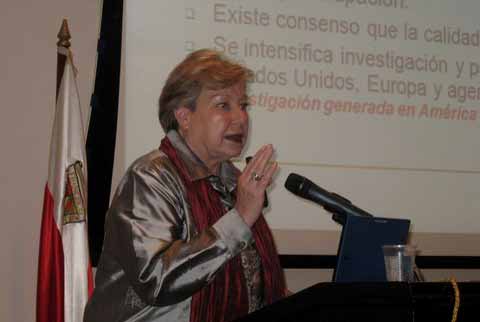 María Teresa Lepeley, experta en educación, en la UFM