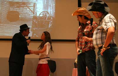 Estudiantes celebran a Ludwig von Mises