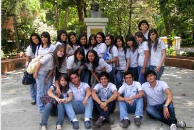 Colegio Americano del Sur visita la UFM