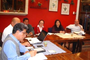 Vista parcial de la primera sesión del Seminario de Filosofía del CHH en Xelajú.