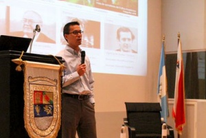 Mark Leun en el Auditorium Friedrich A. Hayek.
