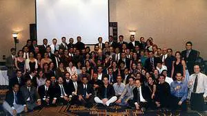 03060320exalumnos20de20medicina