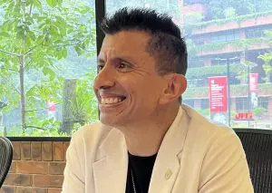 251019b-carlos-mendez-ufm-fce