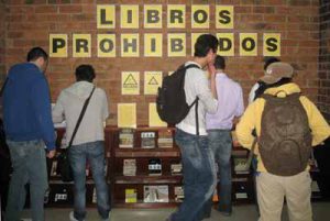 100907_biblioteca_librosprohibidos