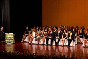 120508_ufm_graduacion