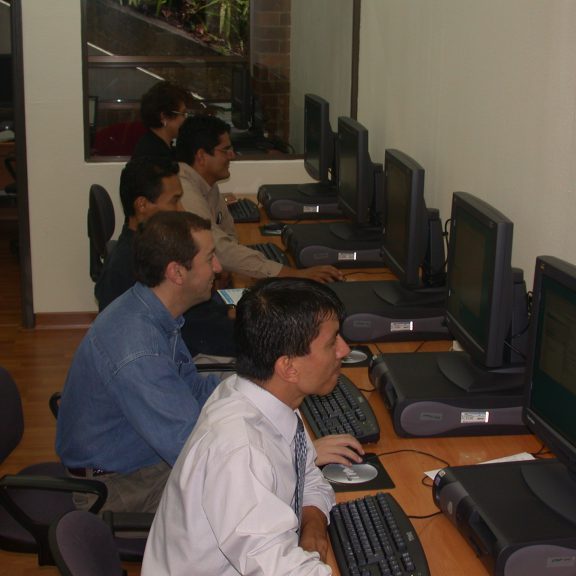 0306302c_salc3b3n_de_profesores