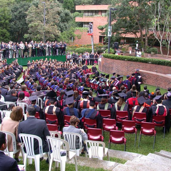 0311062c_graduacic3b3n_2