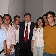 040422_illarionov_y_estudiantes