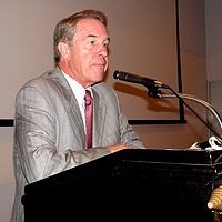 040826_hamilton_en_el_podio