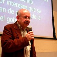 050422_blum_en_filosofia_social