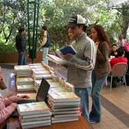 060123_entregadecuadernos