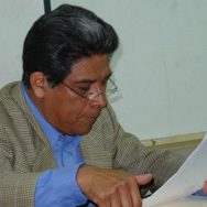 060331_deleonbarbero