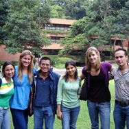 0706005_voluntarias-1