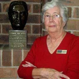 100616_biblioteca_gloriadecastillo-1