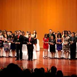 110510_ufm_graduadosdistinguidos_thumb