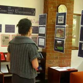 110812_ufm_biblioteca_exhibicion