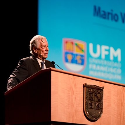 115 Mario Vargas Llosa en UFM 2018 por Fabriccio Díaz