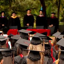 120502_ufm_grad_4222