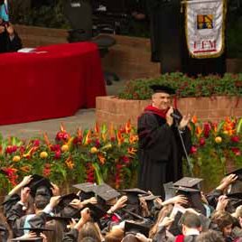 120507_ufm_graduacionmayo