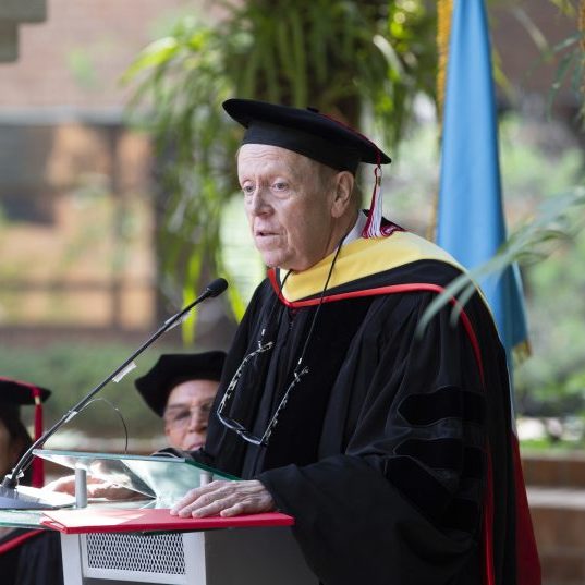 190504-john-tooby-ufm-universidad-francisco-marroquin