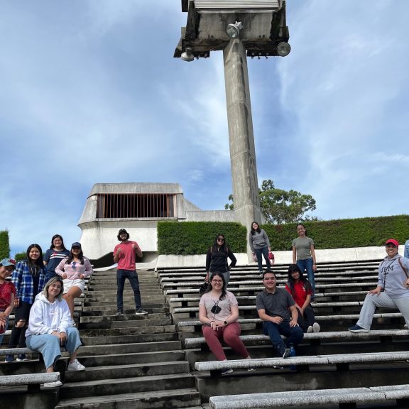 220827-ufm-anfitriones