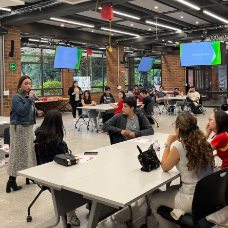 230825-natalia-cereser-marca-personal-ufm-universidad-francisco-marroquín-fce