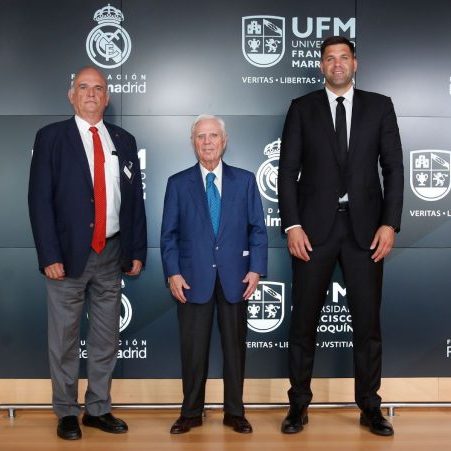 231006-ricardo-castillo-felipe-reyes-enrique-sanchez-universidad-francisco-marroquin-real-madrid-ufm-one-day