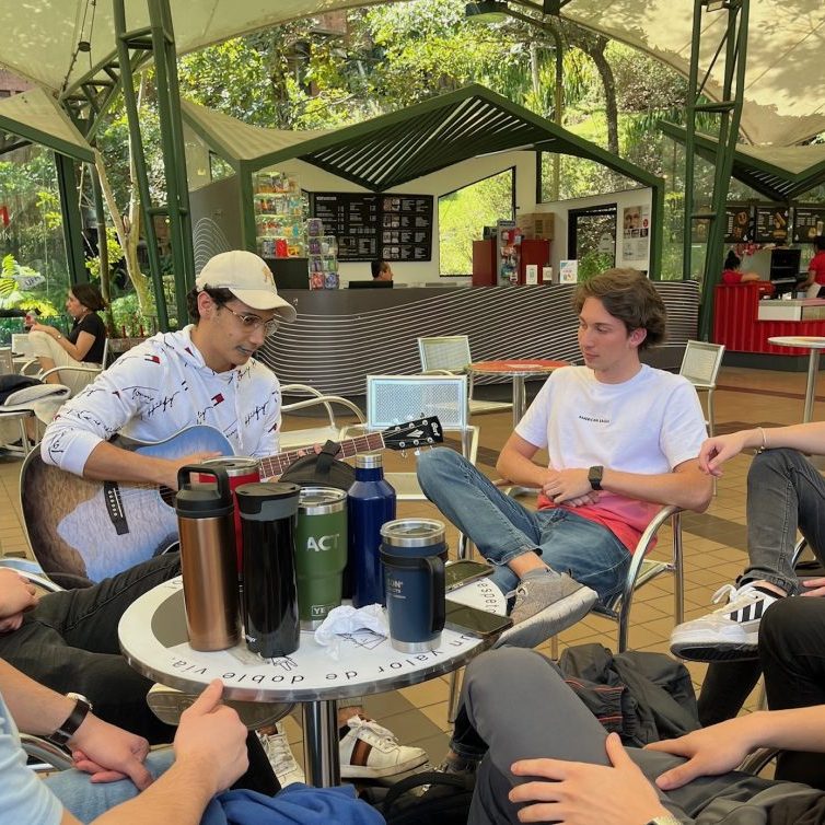 240205-estudiantes-agora-ufm-universidad-francisco-marroquin