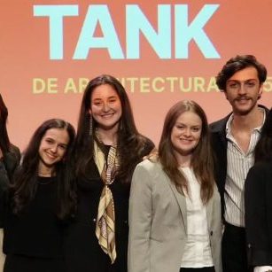 251208b-shark-tank-arquitectura-ufm