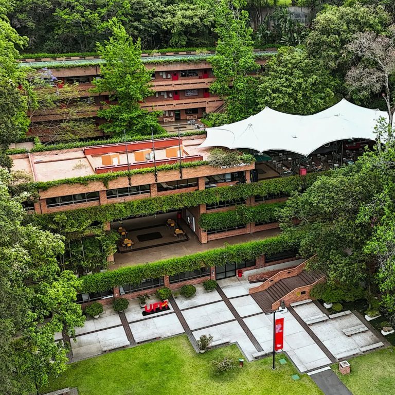 260620-edificio-academico-ufm-harry-diaz