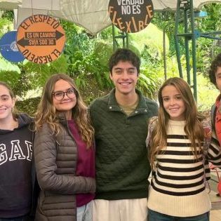 Copia de 260209-estudiantes-ufm