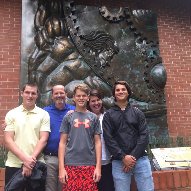 snoticiasrsimagersargsbdrobinsonvisitnormalrsargsbd